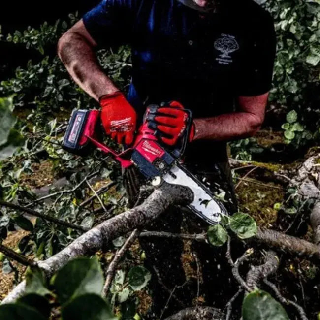 Elagueuse 20 cm 18V 5,5Ah M18 FHS20-552 | 4933480118 - Milwaukee JARDINS LOISIRS