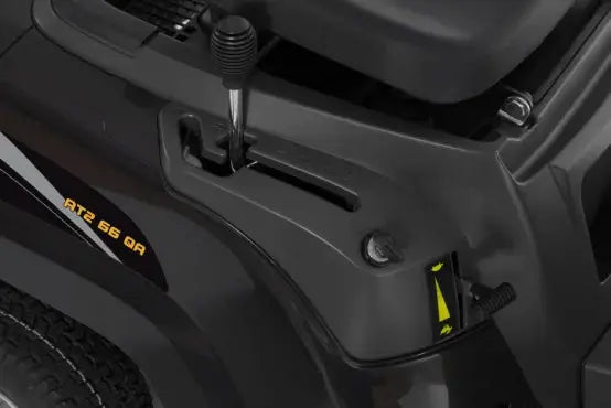 Tondeuse à gazon thermique autoportée Ø 3 - 6,4 cm éjection arrière 224 cm³ - ALPINA JARDINS LOISIRS