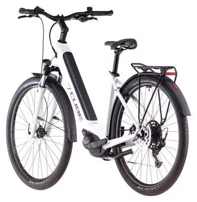 VTC Électrique Cube Touring Hybrid One 625 Easy Entry Shimano Cues 9V 625 Wh 700 mm Blanc Cotton Gris 2025 JARDINS LOISIRS