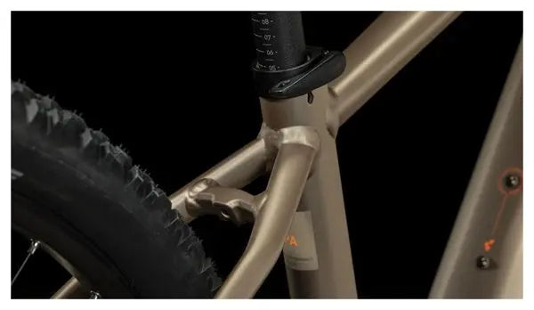 VTT Électrique Semi-Rigide Cube Reaction Hybrid Performance 625 Shimano Alivio 9V 625 Wh 27.5'' Marron Metallic JARDINS LOISIRS