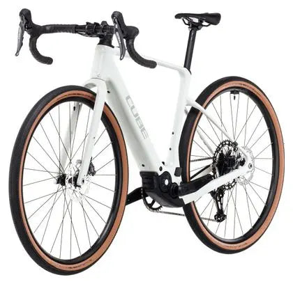 Vélo de Gravel Électrique Cube Nuroad Hybrid C:62 Race 400X Shimano GRX 12V 400 Wh 700 mm Gris Vert Desertstone 2025 JARDINS LOISIRS