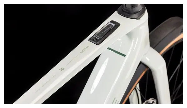 Vélo de Gravel Électrique Cube Nuroad Hybrid C:62 Race FE 400X Shimano GRX 12V 400 Wh 700 mm Gris Vert Desertstone 2025 JARDINS LOISIRS
