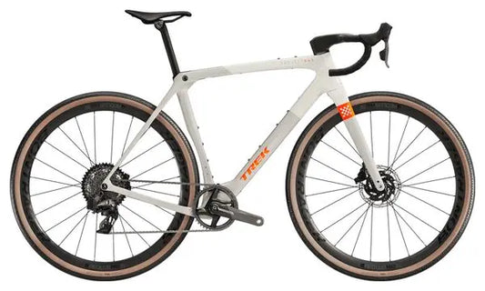 Vélo de Gravel Trek Checkmate SLR 7 Sram Force XPLR AXS 12V 700 mm Blanc 2025 JARDINS LOISIRS