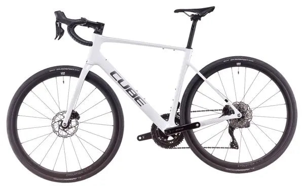 Vélo de Route Cube Attain C:62 SLX Shimano 105 Di2 12V 700 mm Blanc Cotton Gris 2025 JARDINS LOISIRS