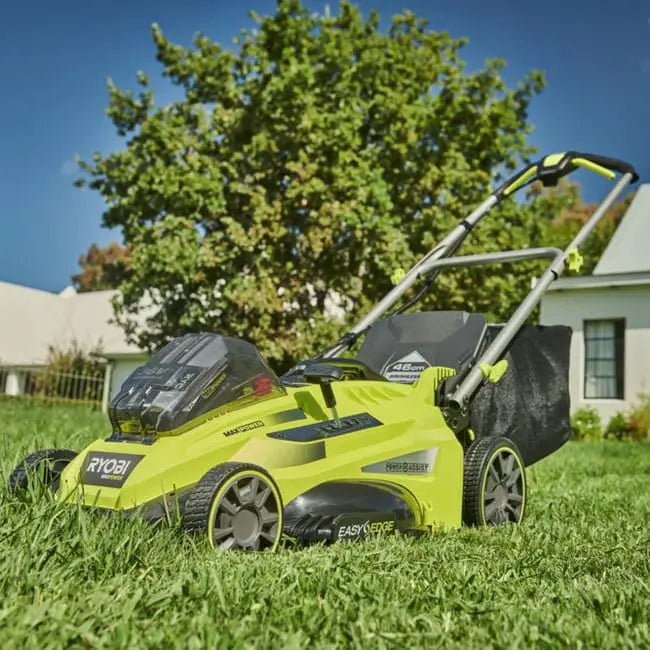 Tondeuse sur batterie brushless RYOBI Rlm36x46h50pg 36V, 46 cm, 1 batterie 5Ah JARDINS LOISIRS