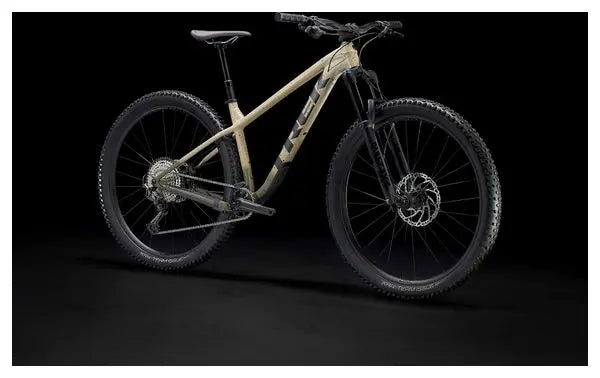 VTT Semi-Rigide Trek Roscoe 9 Shimano SLX XT 12V 27.5'' Beige / Vert Fade JARDINS LOISIRS