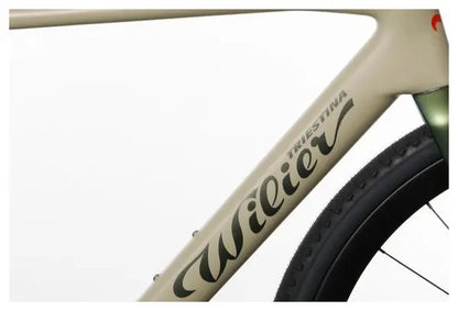 Vélo de Gravel Wilier Triestina Rave SLR Shimano GRX Di2 12V 700 mm Beige Sand Vert 2024 JARDINS LOISIRS