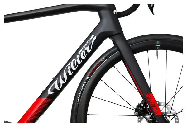 Vélo de Route Wilier Triestina Garda Disc Shimano 105 11V 700 mm Noir/Rouge JARDINS LOISIRS