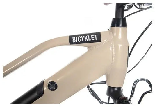 Vélo de Ville Électrique Bicyklet Camille Shimano Acera/Altus 8V 504 Wh 700 mm Beige Ivoire JARDINS LOISIRS