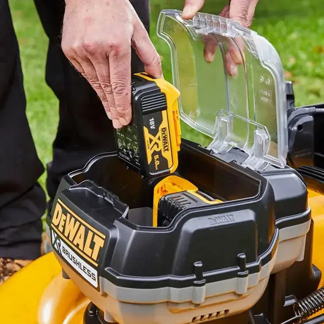 Dewalt - tondeuse à batterie 2x18v 5ah li-ion 55l - dcmw564p2 JARDINS LOISIRS
